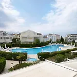 Wave Village 17