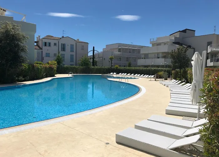 Apartment Wave Village 17 *